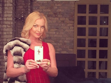 Волочкова показала, как парится в бане