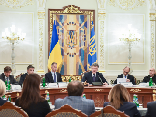 Порошенко: Если депутатская и судейская неприкосновенность не будут отменены, они перекроют украинцам путь к безвизовому режиму
