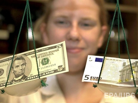 Курс гривны к евро обвалился на 50 копеек