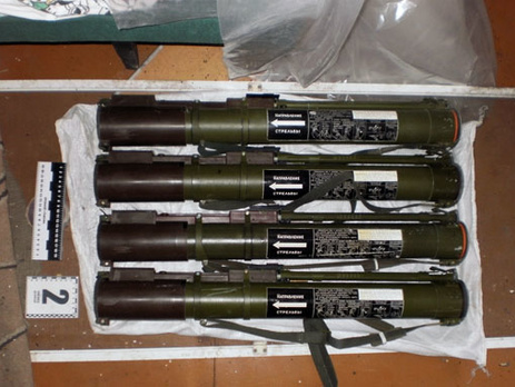 В Донецкой области милиция обнаружила тайник с боеприпасами
