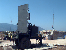 Радарная система AN/TPQ-36 позволяет немедленно и точно определять местоположение артиллерии врага на карте