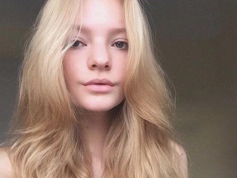 Дочь Пескова пришла на светское мероприятие со своей матерью, бывшей женой пресс-секретаря президента РФ