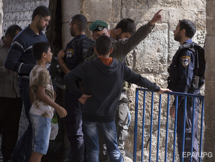 Полиция Иерусалима отменила на день возрастные ограничения для мусульман, посещающих мечеть Аль-Акса – СМИ