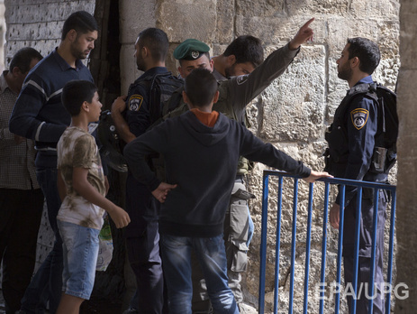 Полиция Иерусалима отменила на день возрастные ограничения для мусульман, посещающих мечеть Аль-Акса – СМИ