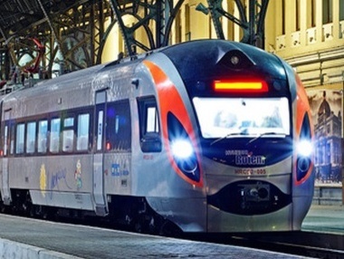 "Укрзалізниця" возобновит закупку поездов Hyundai