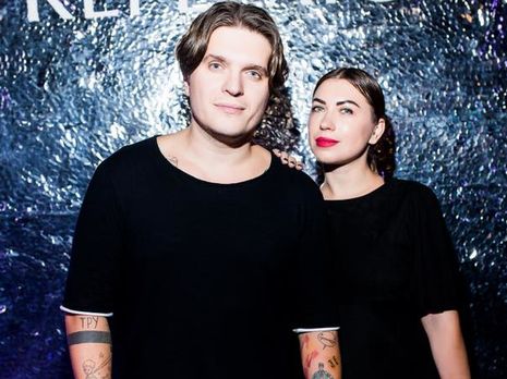 Анатолий Анатолич занимается йогой вместе с женой