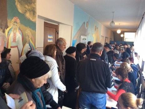 КИУ: Во Львове в госпиталь для 47 избирателей завезли 800 бюллетеней