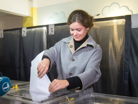 Мария Гайдар заявила, что лидирует на выборах в Одесский облсовет