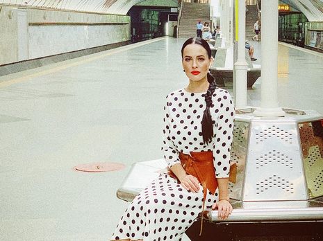 Астафьева позировала в киевском метро