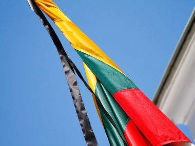 Литва объявила 20 февраля днем траура по жертвам в Киеве