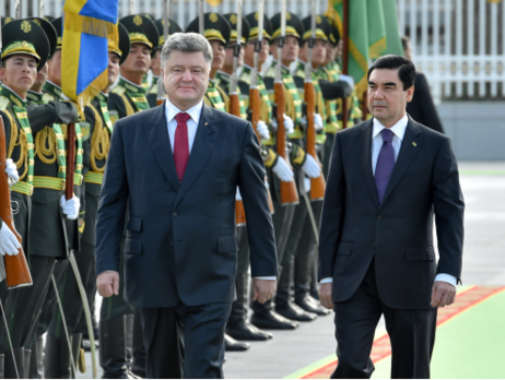 Президент Туркменистана заявил о готовности увеличить поставки в Украину продукции топливно-энергетического комплекса