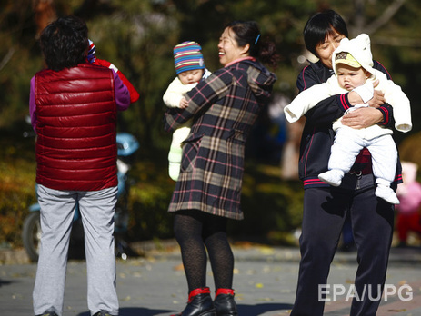 Reuters: Китайцам разрешат иметь по два ребенка
