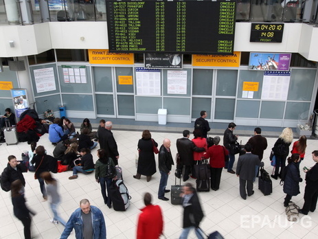 МИД Украины проверяет наличие украинцев на борту потерпевшего катастрофу российского самолета
