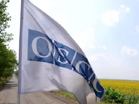 ОБСЄ є неозброєною цивільною місією, яка спостерігає за ситуацією в усіх регіонах України