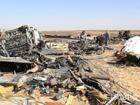 Reuters: Airbus A321 не получал удара извне