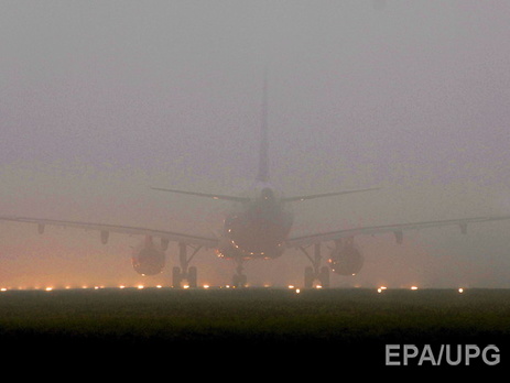 В Великобритании отменяют авиарейсы из-за густого тумана