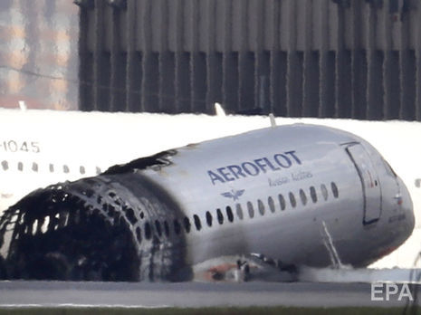 ﻿Пілотів згорілого Sukhoi Superjet 100 усунули від польотів