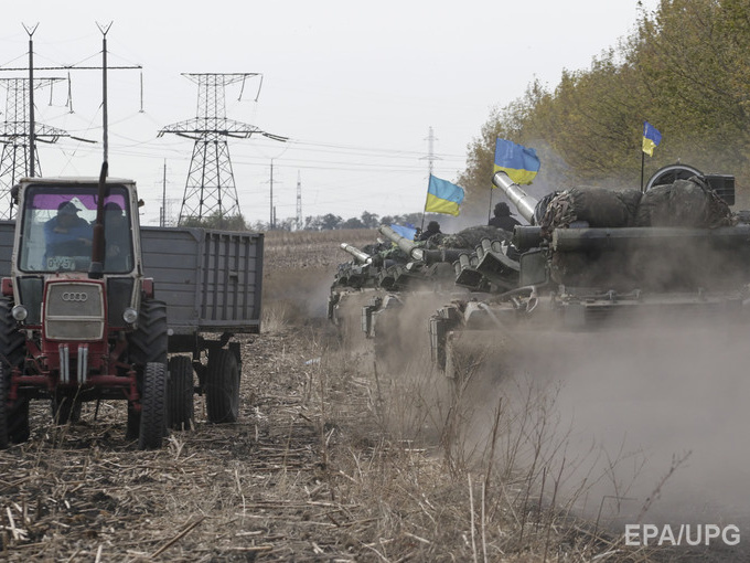 Пресс-центр АТО: Террористы нарушают перемирие и обстреливают украинские позиции вблизи Донецка