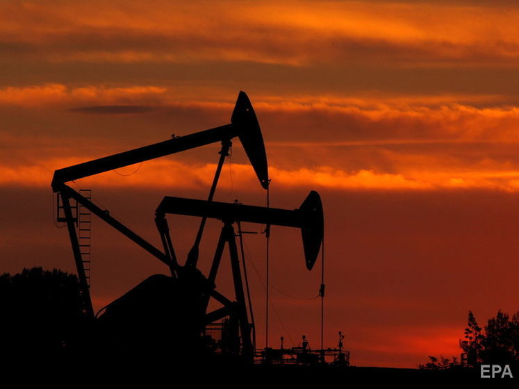 ﻿У липні видобуток сланцевої нафти у США може зрости до рекордних 8,52 млн барелів на добу