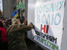 Дайджест 3 ноября: Кернес переизбран мэром Харькова, Корбана снова задержали, боевики возобновили обстрелы