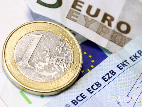 Нацбанк укрепил курс гривны к евро до 25,26 грн/€