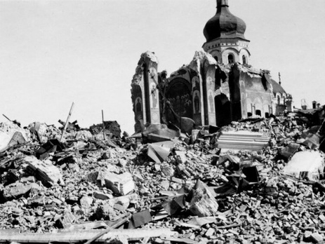 Киевлянка Хорошунова в дневнике 1941 года: Уничтожен старинный памятник архитектуры – Успенский собор. Взорвали его немцы