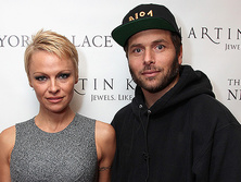 Остановись, мгновенье: самые короткие браки звезд