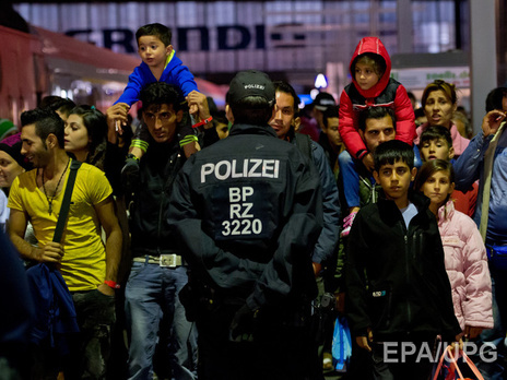 Associated Press: В ЕС до конца года ожидают еще 3 млн мигрантов