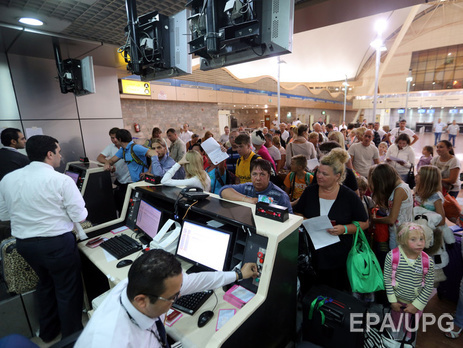 Власти запретили британцам брать с собой багаж при эвакуации из Шарм-эль-Шейха