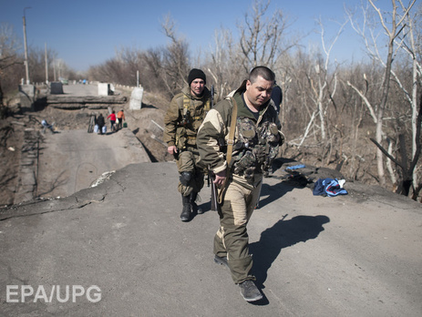 Пресс-центр АТО: Боевики 13 раз обстреляли позиции сил АТО