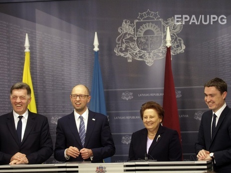 Премьер-министры стран Балтии поддержали проведение реформ в Украине и осудили аннексию Россией Крыма