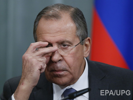 Лавров: Отвод вооружений калибром менее 100 мм на Донбассе идет по графику