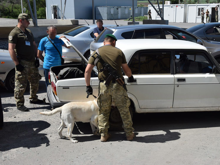 На оккупированные территории Донбасса проследовали девять грузовиков с гуманитарной помощью – Госпогранслужба Украины