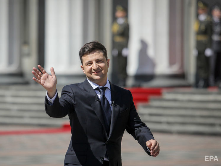 ﻿54,1% українців підтримують перші дії Зеленського на посаді президента – опитування