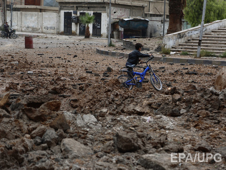 Российская авиация бомбит пригороды Дамаска. Фоторепортаж