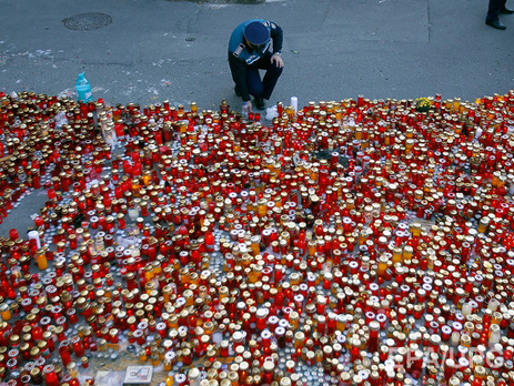 Число жертв пожара в ночном клубе Бухареста выросло до 45 человек