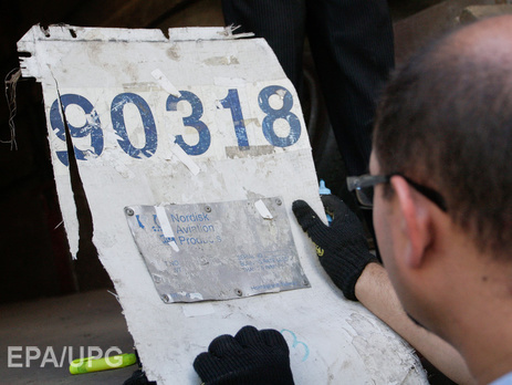 Порошенко предлагает Раде продлить соглашение с Малайзией о допуске ее персонала к месту падения MH17