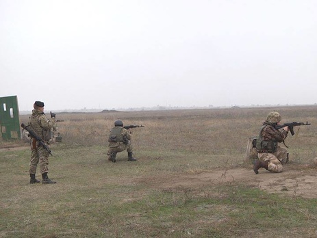 В Одесской области морские пехотинцы упражнялись в стрельбе и тактических передвижениях. Фоторепортаж