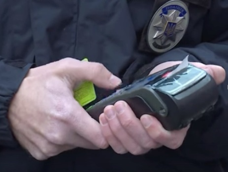 МВД: Оплатить штраф за нарушение правил дорожного движения теперь можно на месте