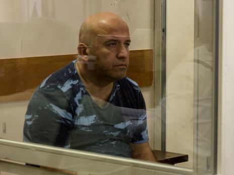 Суд в Одессе отпустил под домашний арест подозреваемых в покушении на активиста Михайлика