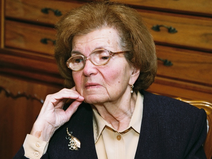 В Киеве умерла вдова первого секретаря ЦК Компартии Украины Щербицкого Рада