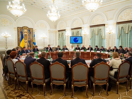 Порошенко надеется на принятие Радой антидискриминационной поправки в Кодекс законов о труде 12 ноября