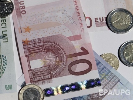 Нацбанк укрепил курс гривны к доллару до 22,75 грн/$