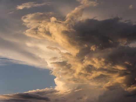 ГСЧС предупредила о грозах и шквалах