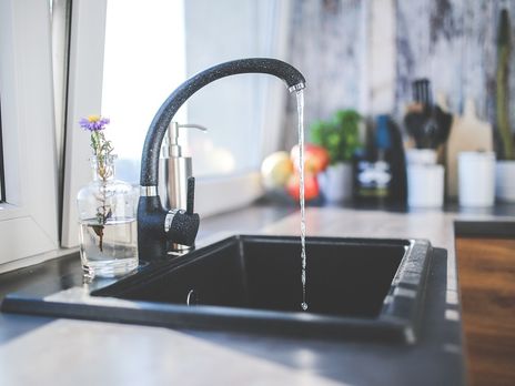 В Торецке начали восстанавливать водоснабжение