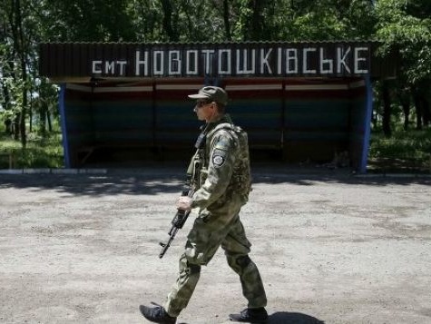 В Луганской области диверсанты пытались прорваться через украинский блокпост: один боевик погиб, двое ранены