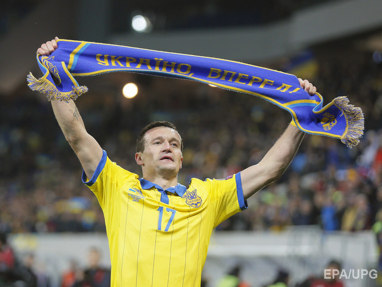 Порошенко поздравил футбольную сборную Украины с победой над Словенией