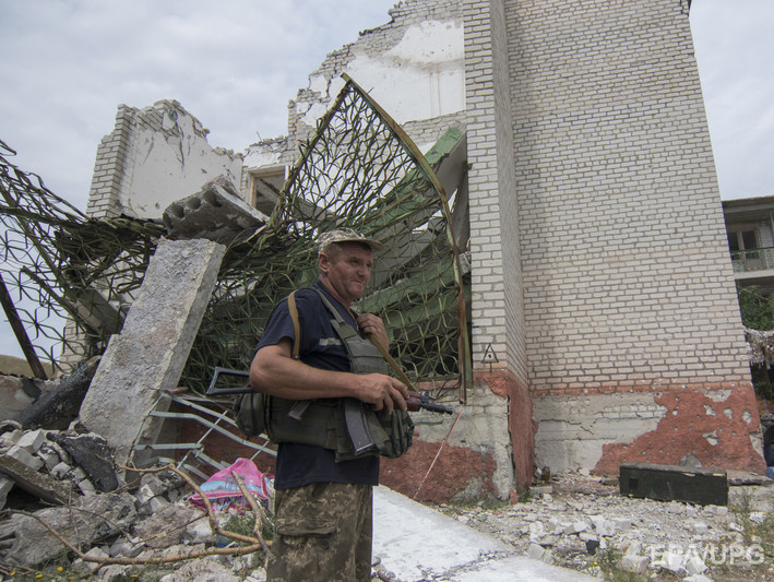 Пресс-центр АТО: Боевики 30 раз обстреляли украинские позиции
