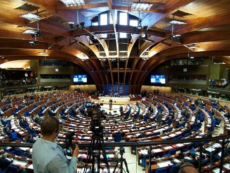 Депутати ПАРЄ до глибокої ночі голосували за поправки до резолюції
