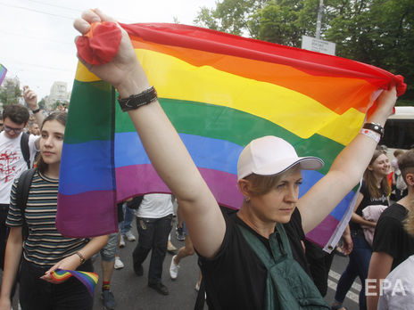 Украинцы впервые пройдут отдельной колонной на Всемирном ЛГБТ-прайде в Нью-Йорке